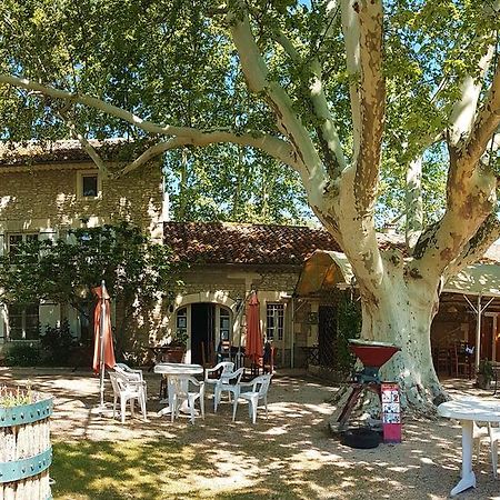 Châteauneuf-de-Gadagne Mas Des Vertes Rives B&B 외부 사진