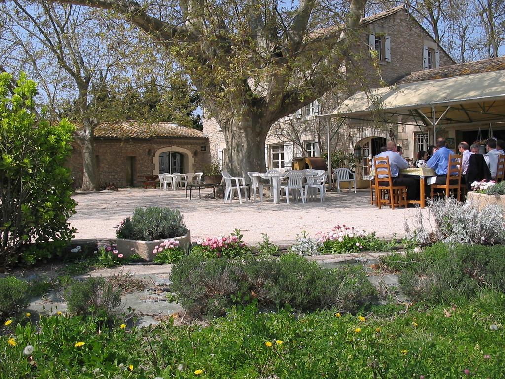 Châteauneuf-de-Gadagne Mas Des Vertes Rives B&B 외부 사진