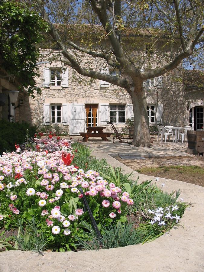Châteauneuf-de-Gadagne Mas Des Vertes Rives B&B 외부 사진